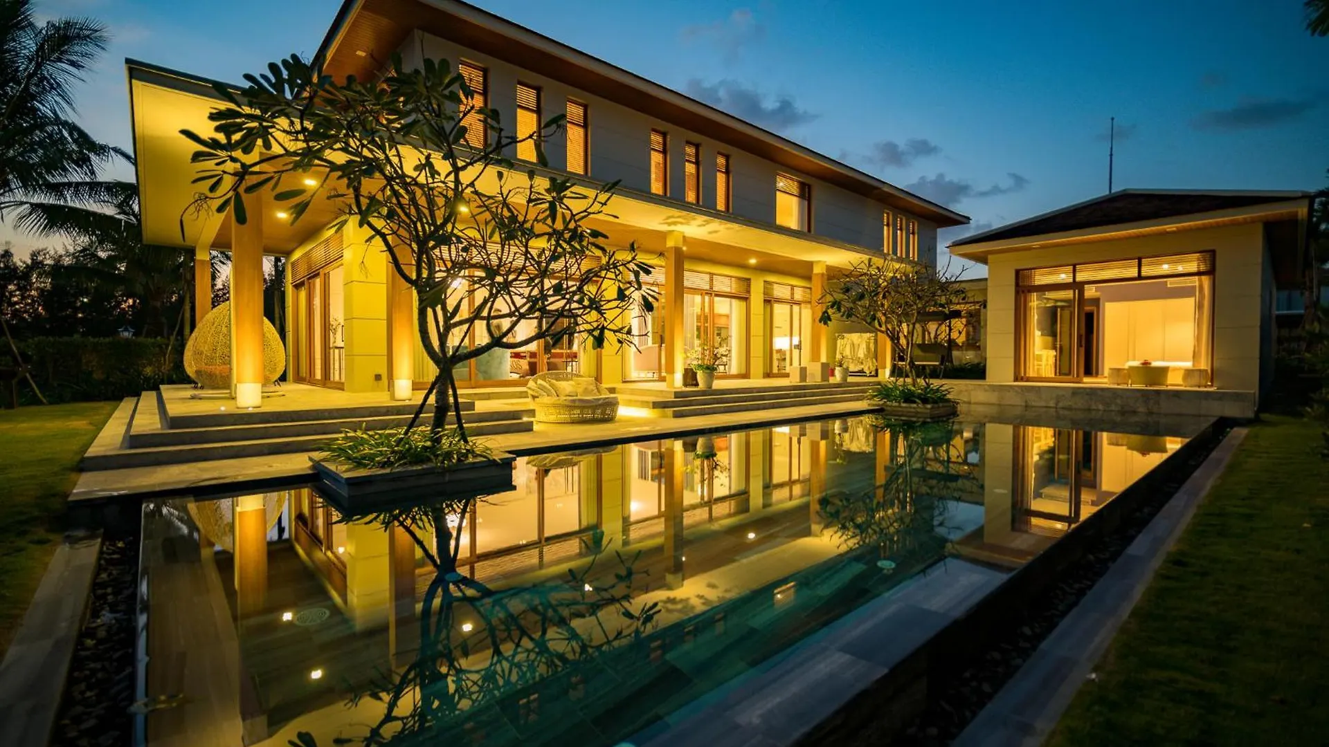 Asana Ocean Resort & Spa Danang