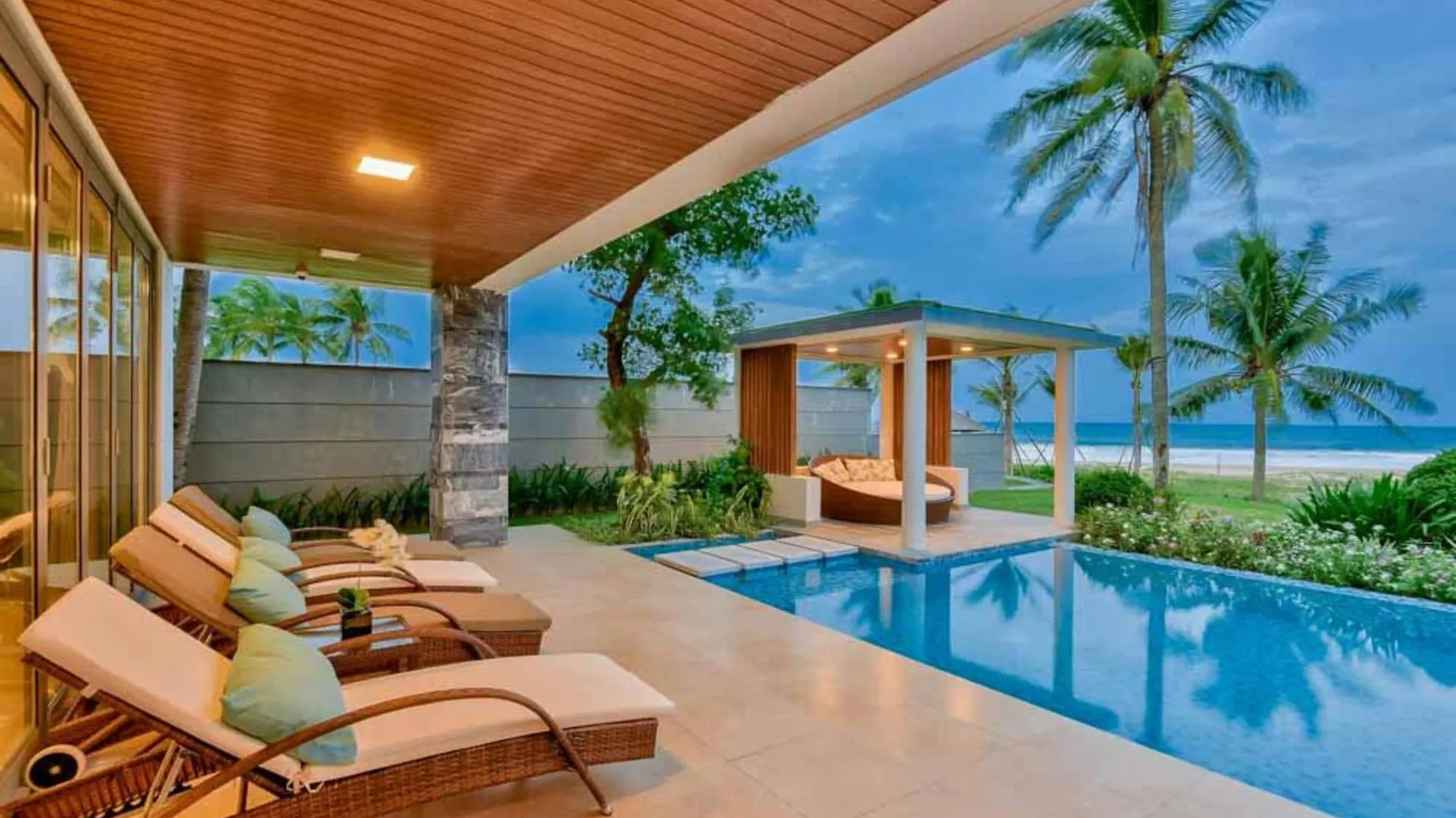 Asana Ocean Resort & Spa Danang