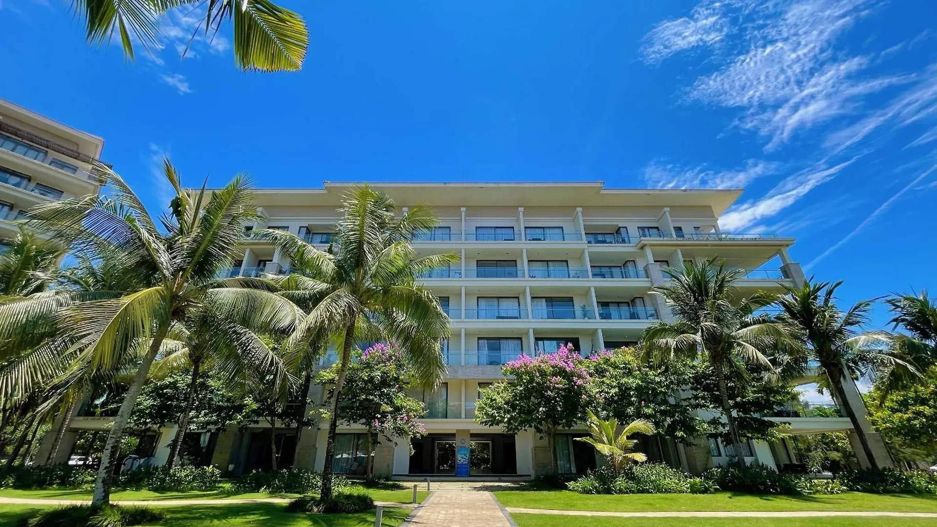 Asana Ocean Resort & Spa Danang 5*, Da Nang